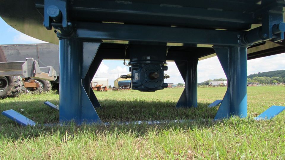 Vertical Mixers Stationary Lucknow Products